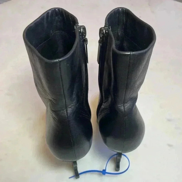 Yves Saint Laurent YSL OPYUM Booties Leather Black 39 9 Point Toe Ankle Boots - Picture 4 of 13